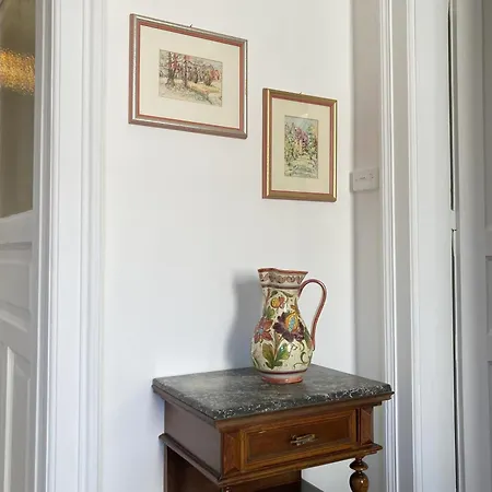 شقة Gli Acquerelli