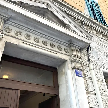 Gli Acquerelli Apartment *